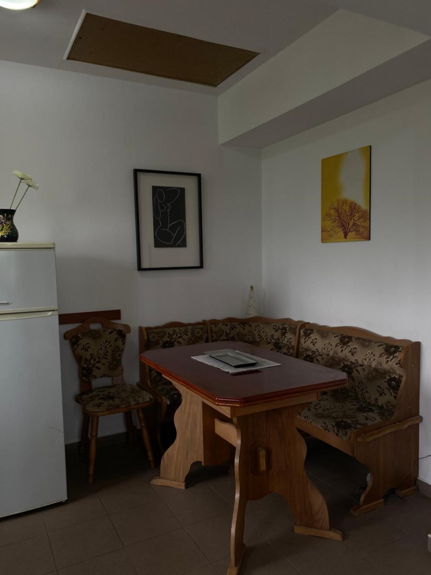 Quiet Garden Ground Floor Appartement Boekarest Buitenkant foto